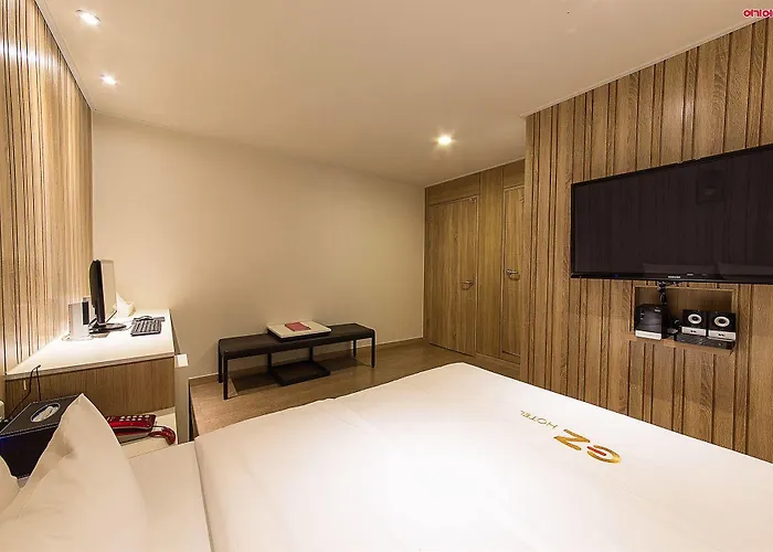Hotel Ez
