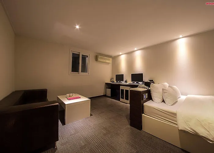 Ez Hotel Seoul